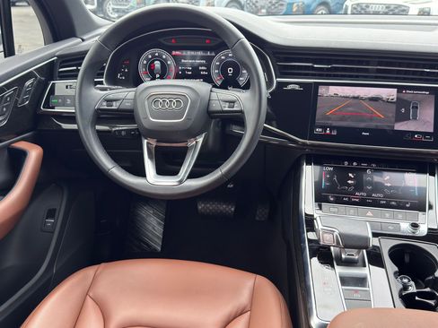 Used 2023 Audi Q7 3.0T Premium w/ Convenience Package AWD/4WD image 26