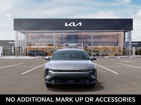 New 2026 Kia K4 FWD image 2