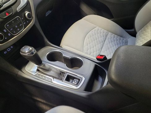 Used 2019 Chevrolet Equinox LT image 26