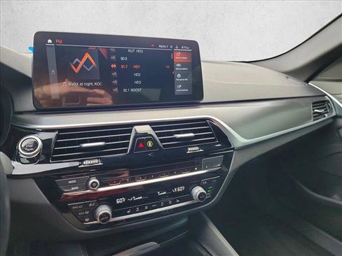 Used 2023 BMW 540i w/ M Sport Package image 22