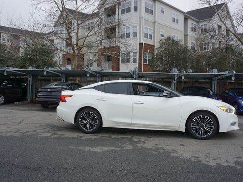 Used 2017 Nissan Maxima 3.5 SL image 3