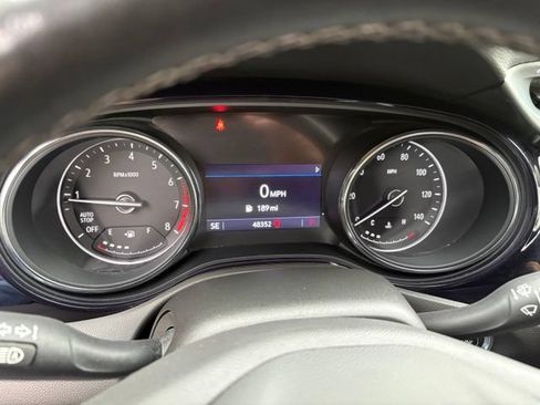 Used 2020 Buick Encore GX Essence FWD image 27