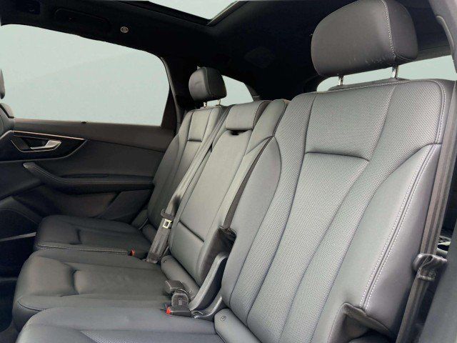 Certified 2025 Audi Q7 3.0T Premium Plus w/ Premium Plus Package AWD/4WD image 25