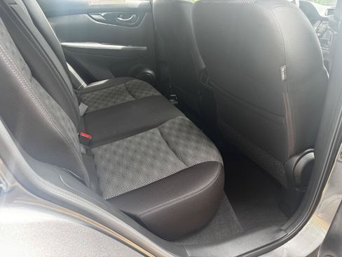 Used 2019 Nissan Rogue Sport SV w/ All-Weather Package AWD/4WD image 19