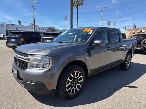 Used 2022 Ford Maverick Lariat w/ Lariat Luxury Package image 3