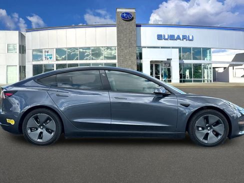 Used 2022 Tesla Model 3 Long Range AWD/4WD image 6