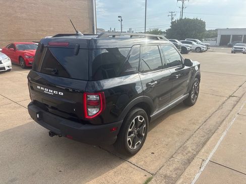 Used 2024 Ford Bronco Sport Outer Banks w/ Tech Package AWD/4WD image 3