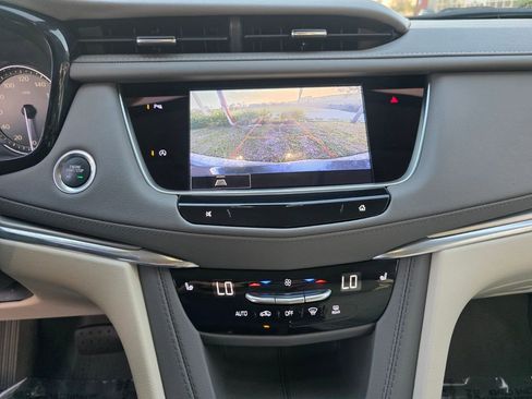 Used 2023 Cadillac XT5 Premium Luxury image 24