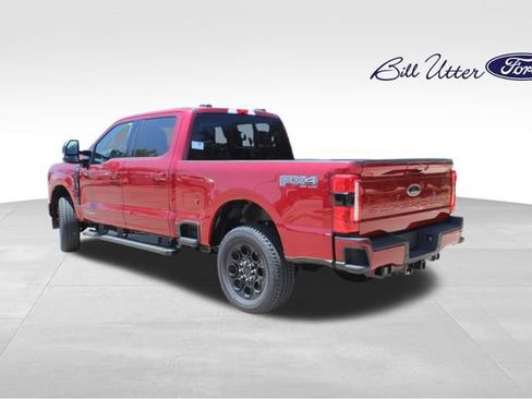 New 2026 Ford F250 Lariat w/ Black Appearance Package AWD/4WD image 4