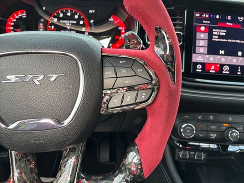 Used 2021 Dodge Durango SRT Hellcat w/ Technology Group AWD/4WD image 20