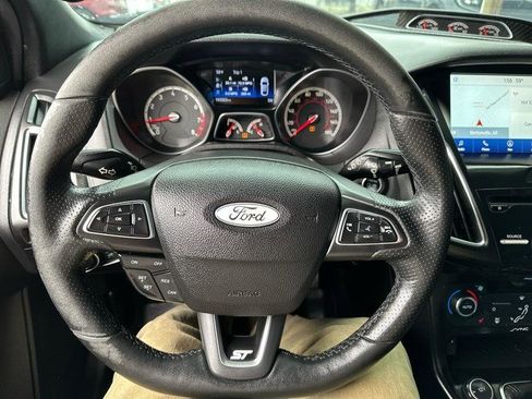 Used 2016 Ford Focus ST w/ Equipment Group 402A image 14