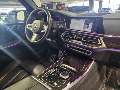 Used 2019 BMW X5 xDrive40i w/ M Sport Package AWD/4WD image 41