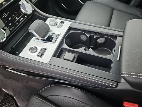 New 2026 Jaguar F-PACE R-Dynamic S AWD/4WD image 22