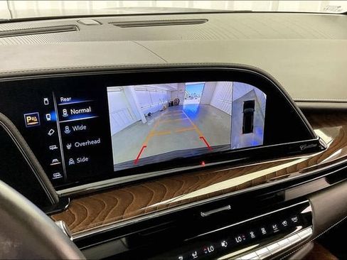Used 2023 Cadillac Escalade Sport Platinum AWD/4WD image 28
