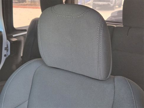 Used 2021 Jeep Wrangler Sport S image 20