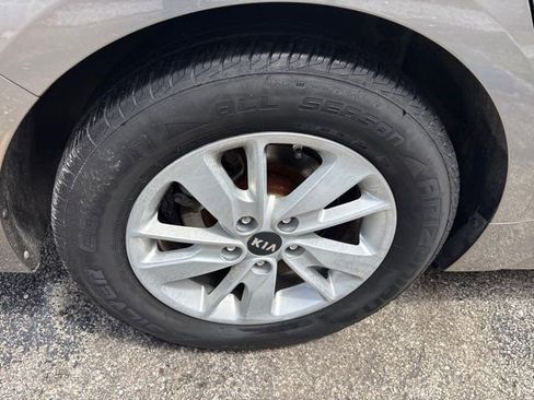 Used 2018 Kia Optima LX FWD image 10