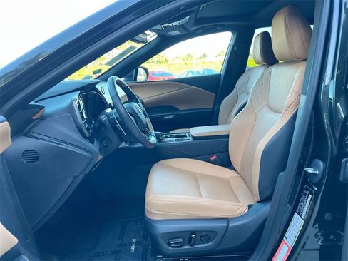 Certified 2025 Lexus RX 350 Premium Plus image 12