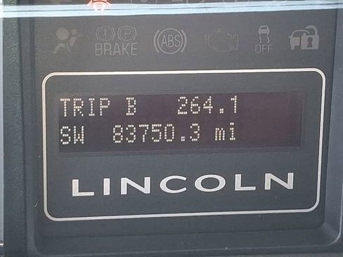 Used 2013 Lincoln Navigator 4WD w/ HD Trailer Tow Pkg image 20