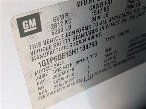 Used 2017 GMC Canyon SLT w/ Driver Alert Package image 15