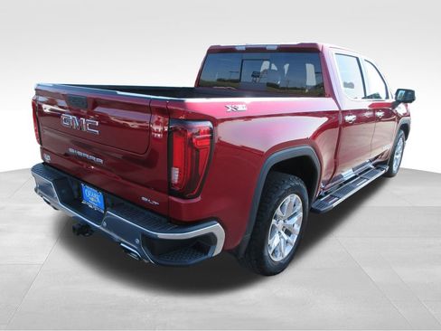 Certified 2022 GMC Sierra 1500 SLT w/ SLT Premium Package AWD/4WD image 5
