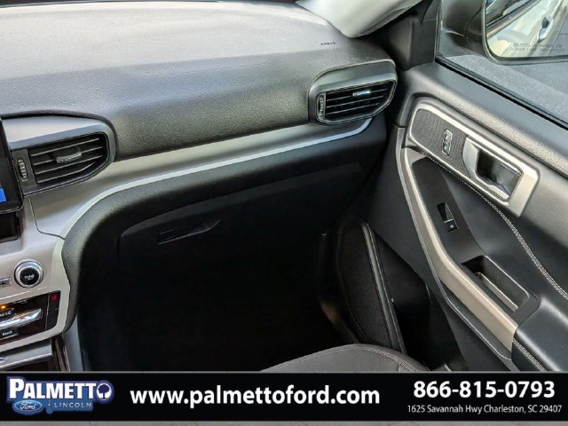 Used 2023 Ford Explorer XLT RWD image 17