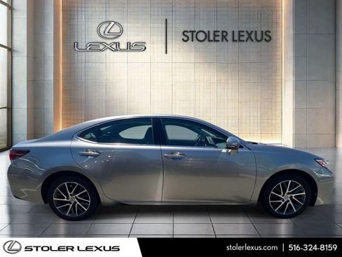 Used 2017 Lexus ES 350 w/ Navigation System Package FWD image 6