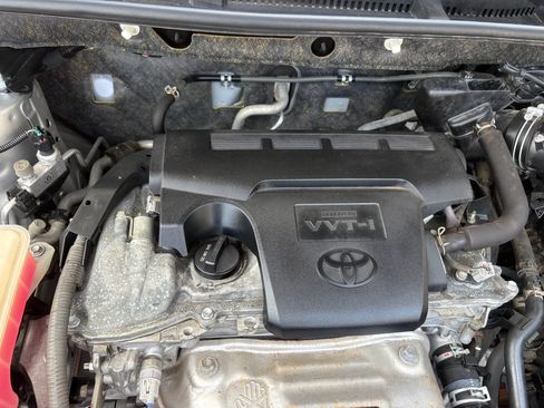 Used 2013 Toyota RAV4 XLE FWD image 25