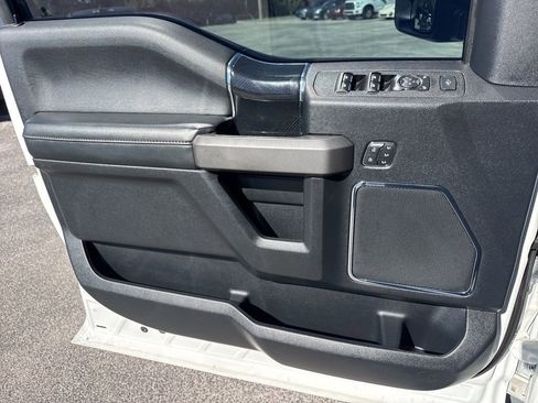 Certified 2020 Ford F450 Platinum w/ FX4 Off-Road Package image 19