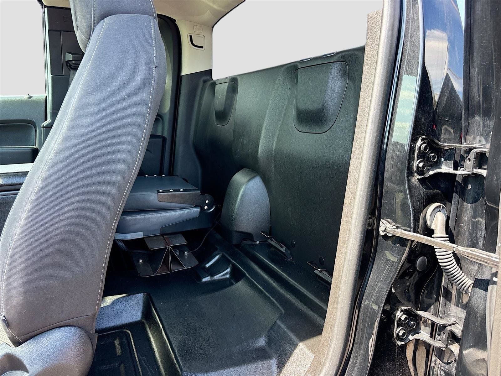 Used 2021 Chevrolet Colorado LT w/ Fleet Safety Package RWD image 22