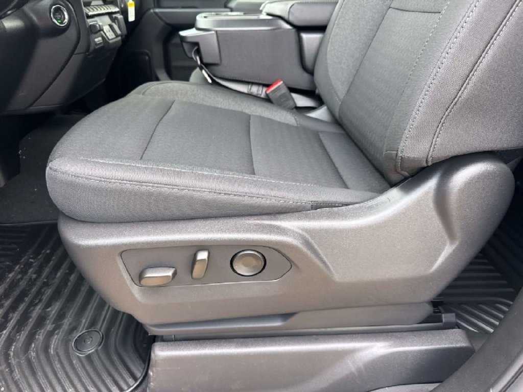 New 2026 Chevrolet Silverado 2500 Custom w/ Custom Value Package RWD image 21