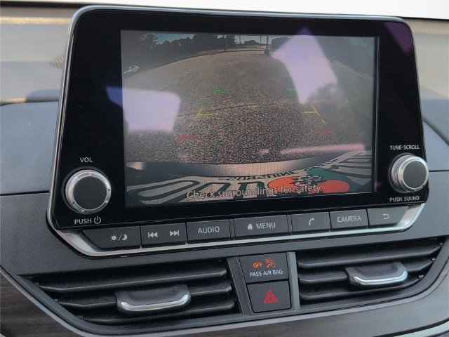 Used 2024 Nissan Altima 2.5 SV FWD image 26