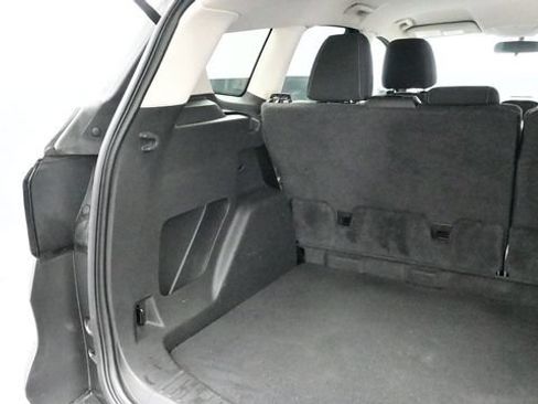 Used 2017 Ford Escape SE w/ Equipment Group 201A AWD/4WD image 20