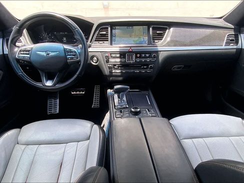 Used 2018 Genesis G80 3.3T Sport RWD image 10