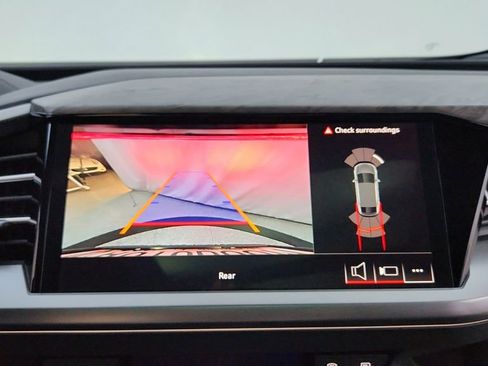 Used 2024 Audi Q4 e-tron Premium w/ Convenience Package image 31