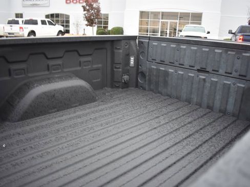 Used 2019 GMC Sierra 1500 Denali w/ Technology Package image 12