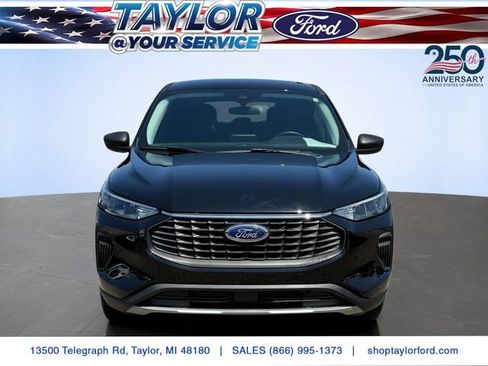 Used 2024 Ford Escape Active AWD/4WD image 3
