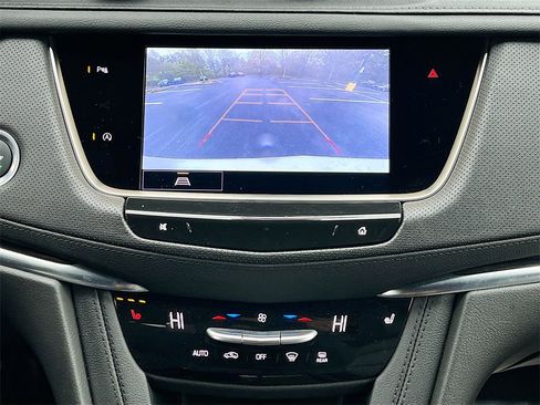 Certified 2025 Cadillac XT5 Premium Luxury image 13