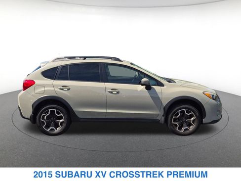 Used 2015 Subaru Crosstrek 2.0i Premium AWD/4WD image 3