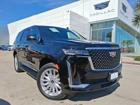 Used 2024 Cadillac Escalade Luxury image 1