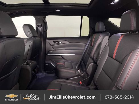 New 2026 Chevrolet Traverse RS w/ LPO, Floor Liner Package image 38