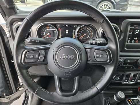 Certified 2021 Jeep Wrangler Sport AWD/4WD image 16