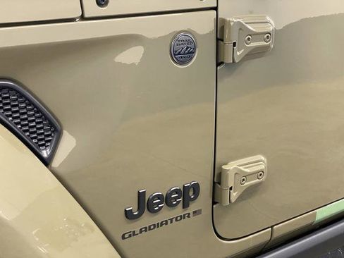 New 2026 Jeep Gladiator Willys image 37