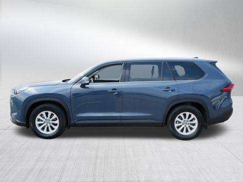 Used 2024 Toyota Grand Highlander AWD image 4