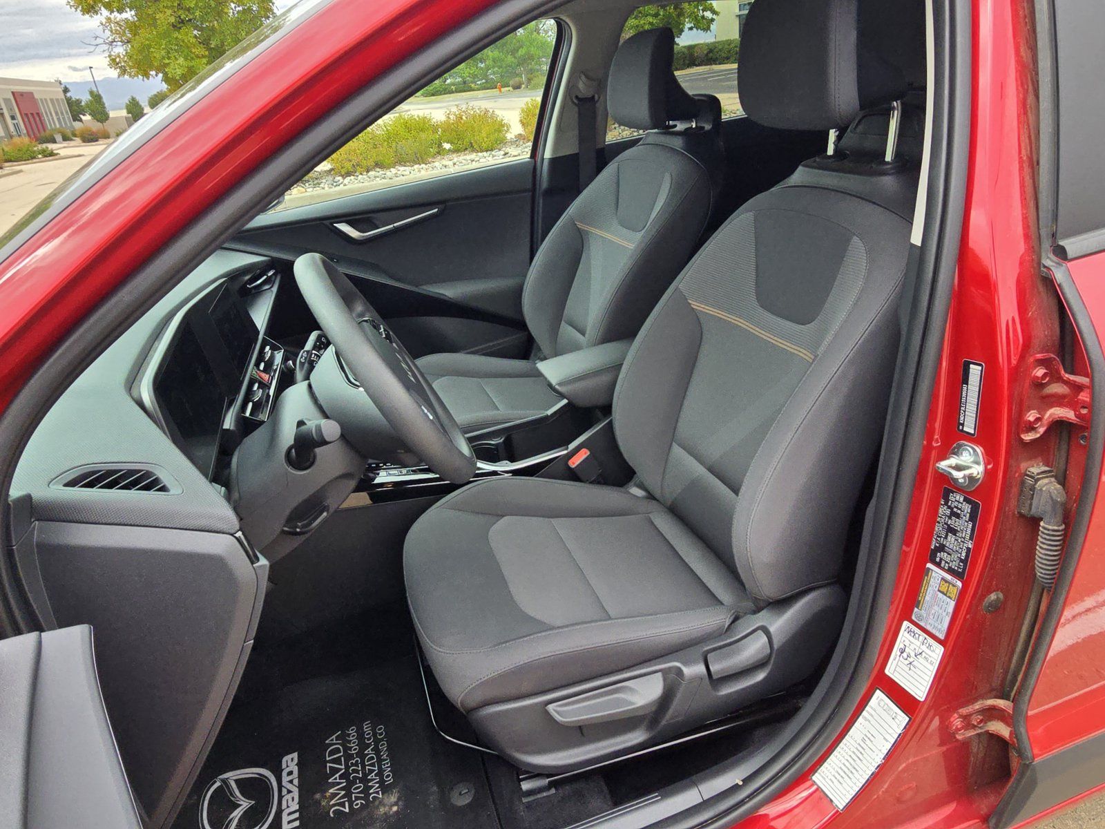 Used 2025 Kia Niro LX FWD image 13