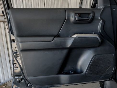 Used 2023 Toyota Tacoma SR5 w/ Trail Edition image 43