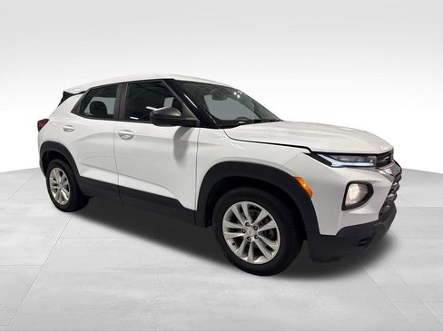 Used 2021 Chevrolet TrailBlazer LS FWD image 47