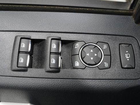 Used 2022 Ford F350 Lariat w/ Lariat Value Package image 28