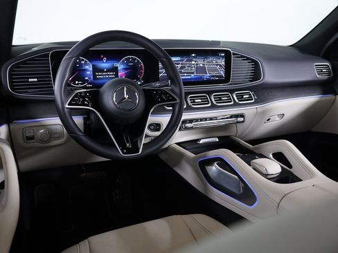 Used 2025 Mercedes-Benz GLE 350 4MATIC image 33