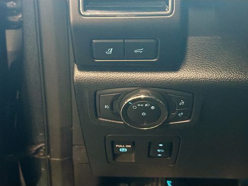 Used 2021 Ford Expedition Max Limited AWD/4WD image 16