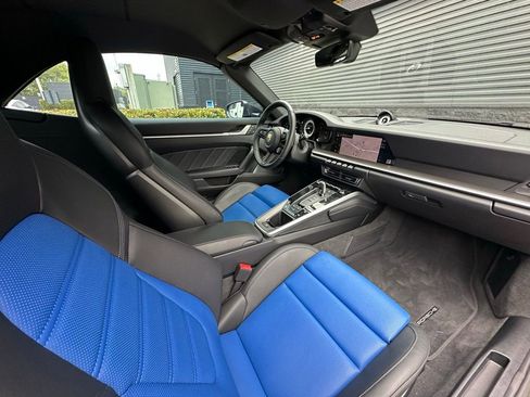 Used 2025 Porsche 911 Turbo S image 38